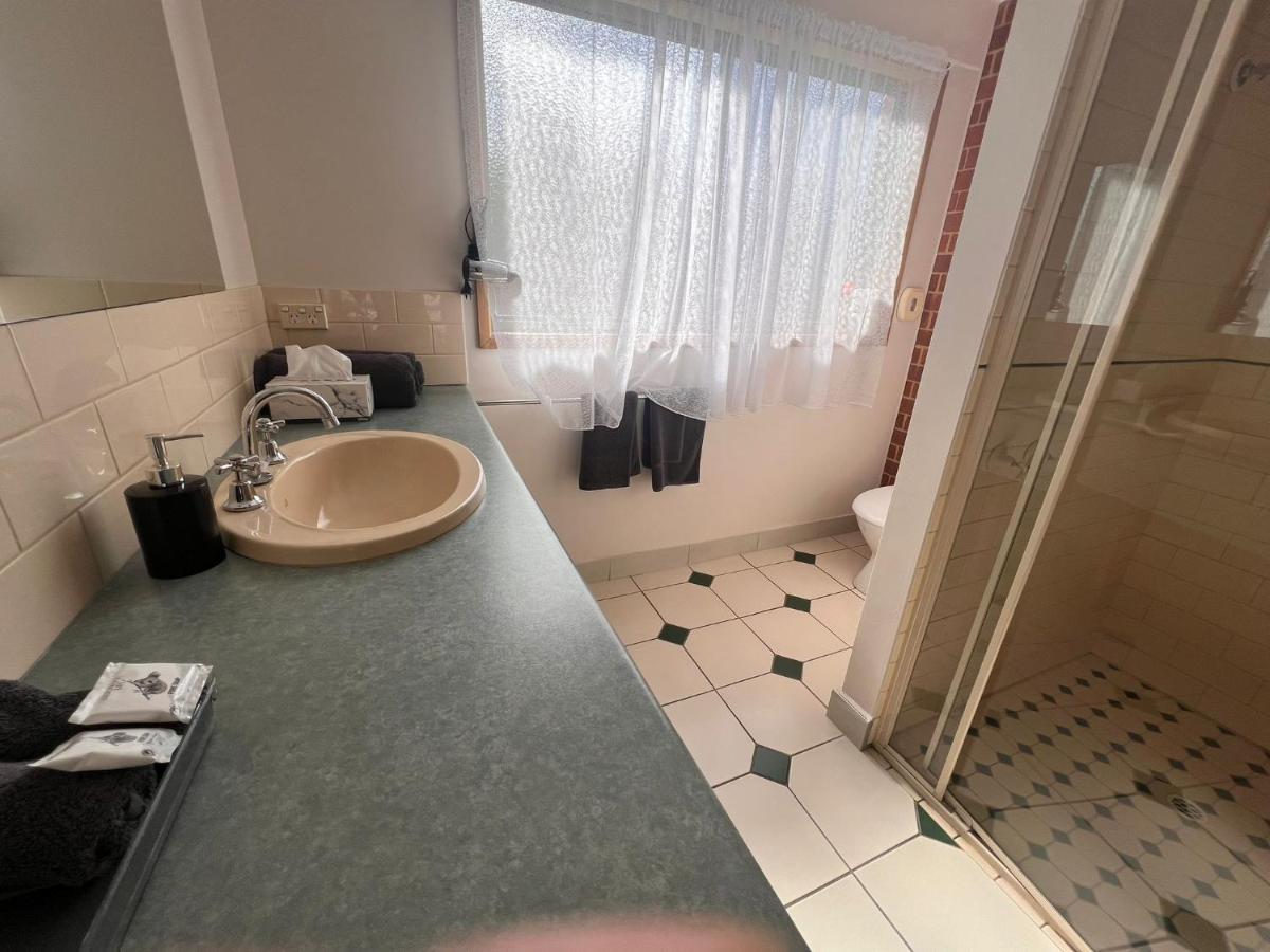 ג'ילונג Rose Garden Motel מראה חיצוני תמונה