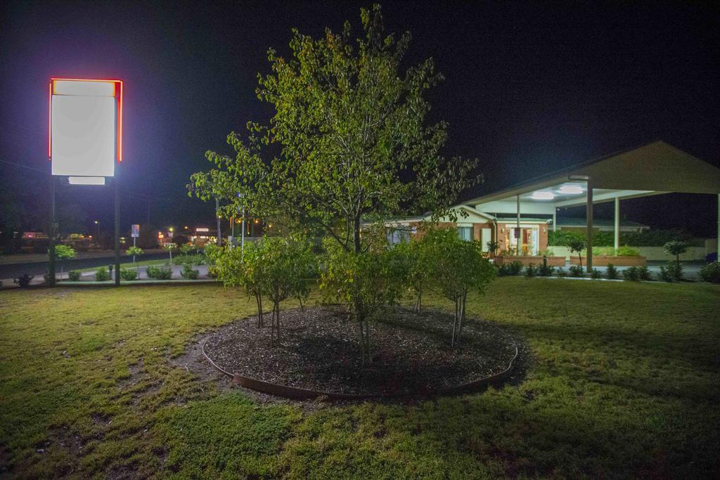 ג'ילונג Rose Garden Motel מראה חיצוני תמונה
