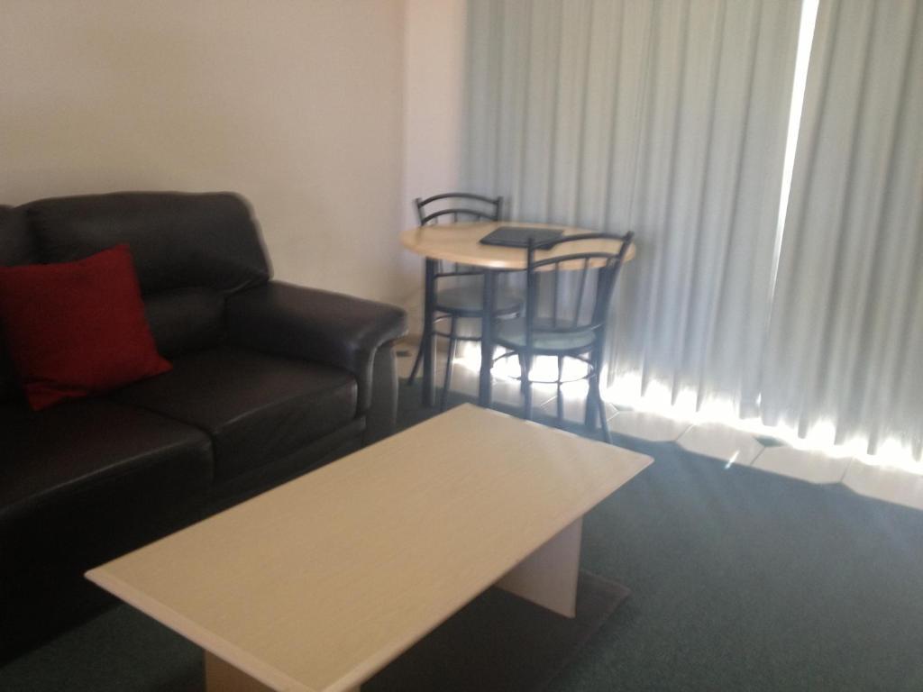 ג'ילונג Rose Garden Motel חדר תמונה