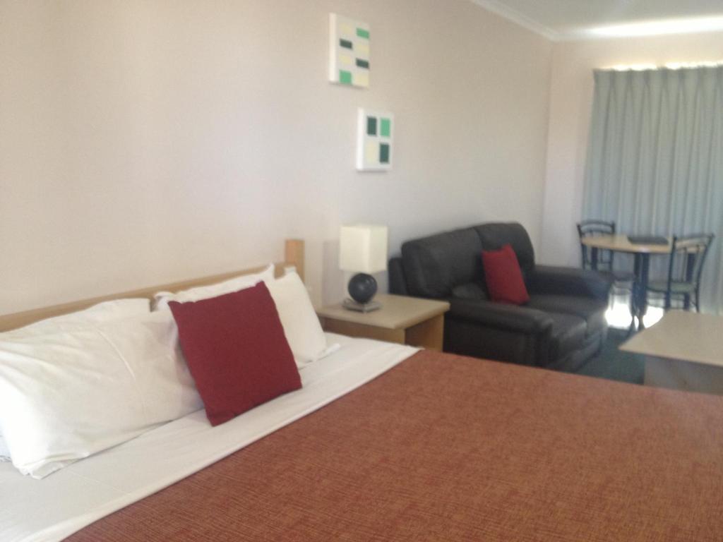 ג'ילונג Rose Garden Motel חדר תמונה